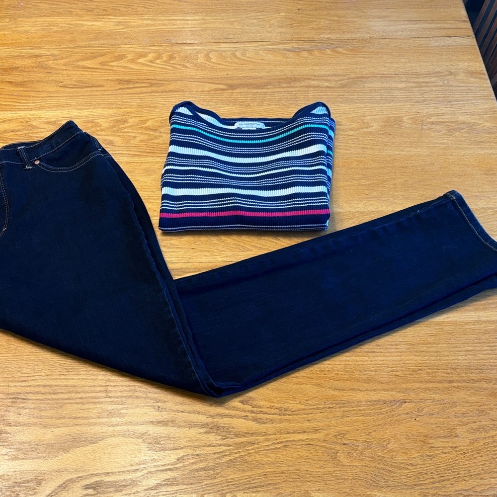 Vintage Liz Claiborne sweater with Vintage Gloria Vanderbilt Jeans.